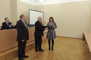 Президент Партнерства вручил свидетельства СРО сотрудникам ГУП «Леноблинвентаризация»
