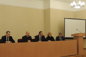Президент Партнерства вручил свидетельства СРО сотрудникам ГУП «Леноблинвентаризация»